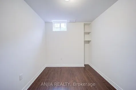 186 Ascalon Drive Vaughan ON L6A 0M8
