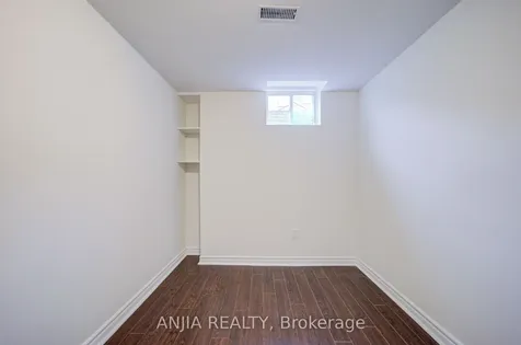186 Ascalon Drive Vaughan ON L6A 0M8