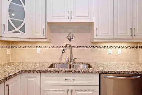 250 Davis Drive Newmarket ON L3Y 7T7