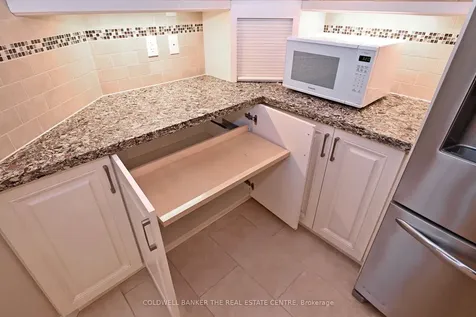 250 Davis Drive Newmarket ON L3Y 7T7