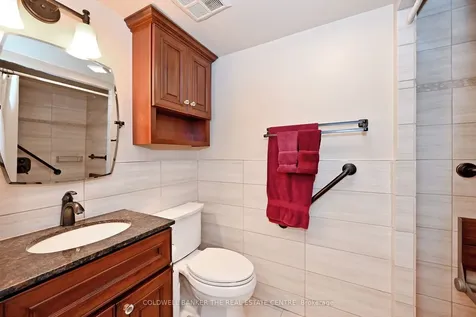 250 Davis Drive Newmarket ON L3Y 7T7