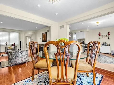 146 Crosby Avenue Richmond Hill ON L4C 9N5