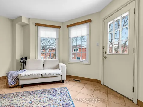 146 Crosby Avenue Richmond Hill ON L4C 9N5
