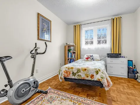 146 Crosby Avenue Richmond Hill ON L4C 9N5