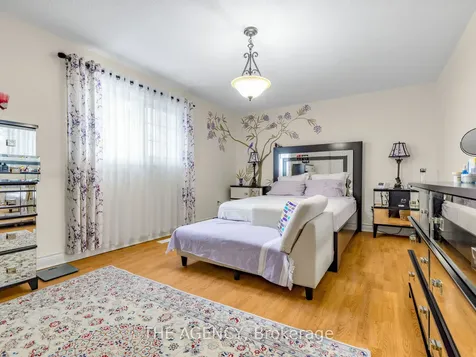 146 Crosby Avenue Richmond Hill ON L4C 9N5