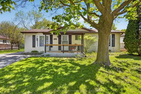 24 Briar Wood Place Innisfil ON L0L 1L0