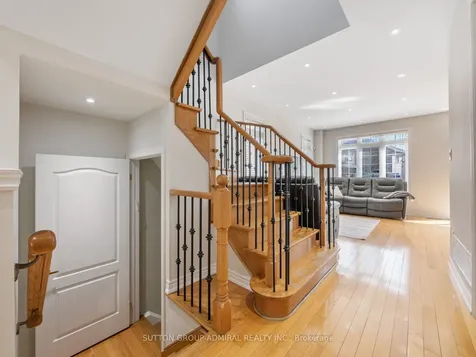 49 Loire Valley Avenue Vaughan ON L4J 8V8