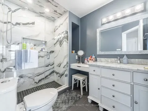 49 Loire Valley Avenue Vaughan ON L4J 8V8