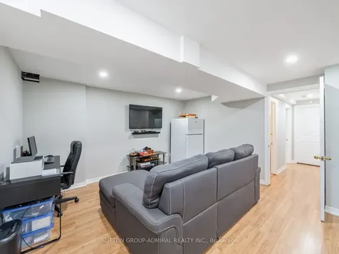 49 Loire Valley Avenue Vaughan ON L4J 8V8