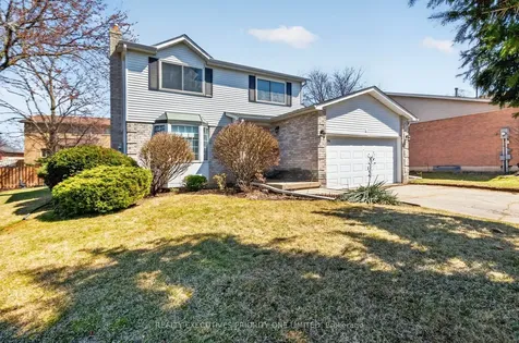 346 Darlington Crescent Newmarket ON L3Y 6N4