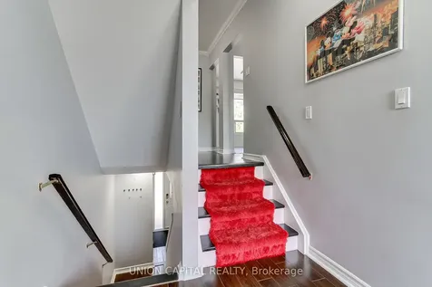 11 Plaisance Road Richmond Hill ON L4C 5H1