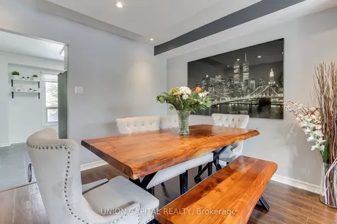 11 Plaisance Road Richmond Hill ON L4C 5H1