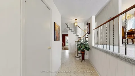 45 Howlett Avenue Newmarket ON L3Y 5S6