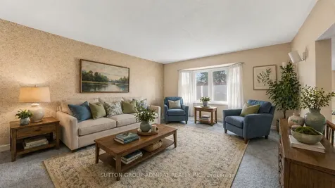 45 Howlett Avenue Newmarket ON L3Y 5S6