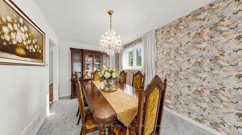45 Howlett Avenue Newmarket ON L3Y 5S6