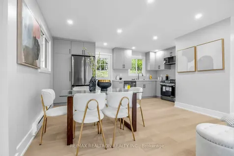 176 Charlotte Street S Newmarket ON L3Y 3S8