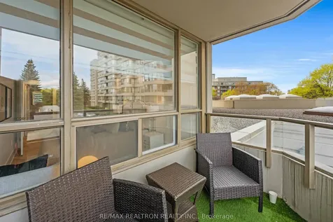 11 Townsgate Drive Vaughan ON L4J 8G4