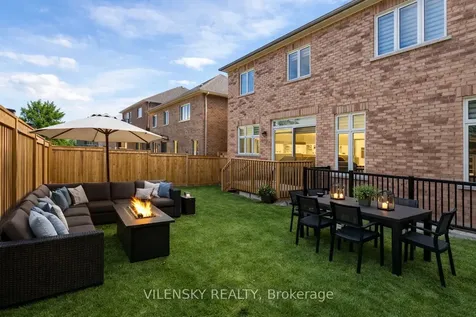 23 Watershed Gate East Gwillimbury ON L9N 0Y6