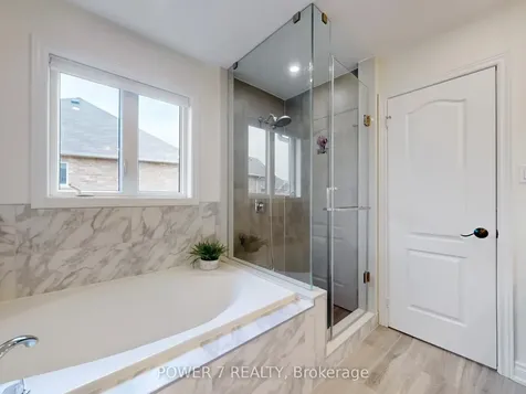 45 Lost Pond Crescent Whitchurch-stouffville ON L4A 0R4