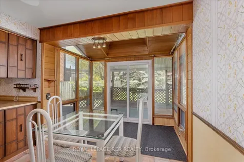 63 Portland Crescent Newmarket ON L3Y 6A6