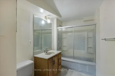 63 Portland Crescent Newmarket ON L3Y 6A6