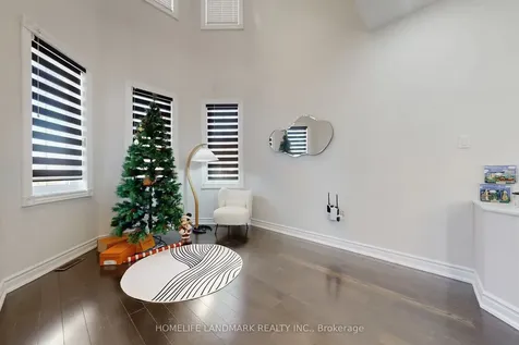 52 Lakespring Drive Markham ON L6C 2Z1
