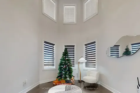52 Lakespring Drive Markham ON L6C 2Z1