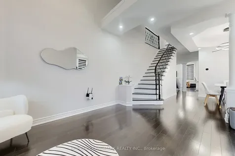 52 Lakespring Drive Markham ON L6C 2Z1