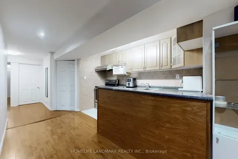 52 Lakespring Drive Markham ON L6C 2Z1