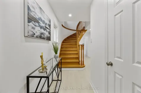 36 Moonlight Lane Richmond Hill ON L4C 8K4
