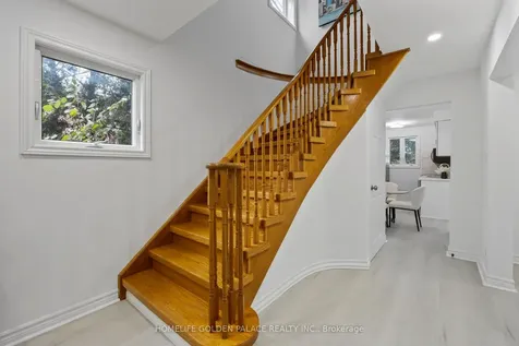 36 Moonlight Lane Richmond Hill ON L4C 8K4