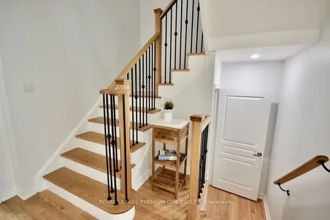 94 Alexie Way Vaughan ON L4H 3B8