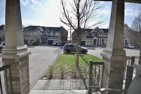 94 Alexie Way Vaughan ON L4H 3B8