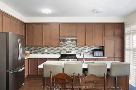 1211 Mccron Crescent Newmarket ON L3X 0C5