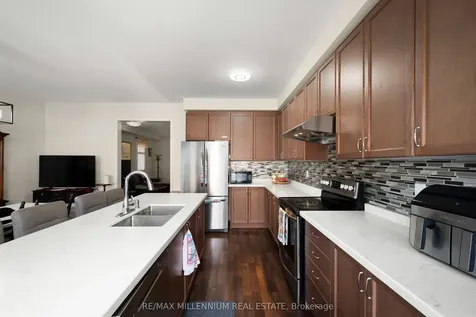 1211 Mccron Crescent Newmarket ON L3X 0C5