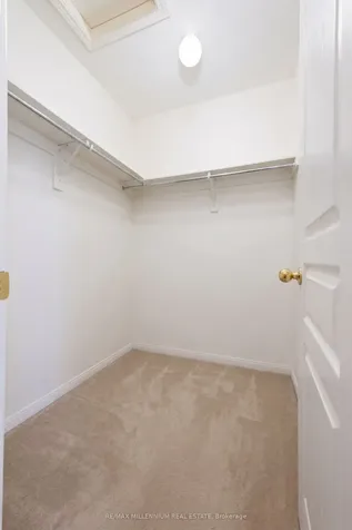 1211 Mccron Crescent Newmarket ON L3X 0C5