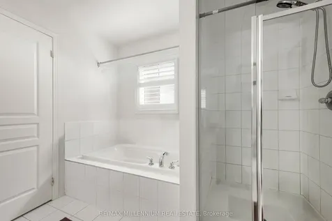 1211 Mccron Crescent Newmarket ON L3X 0C5