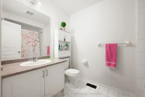 1211 Mccron Crescent Newmarket ON L3X 0C5