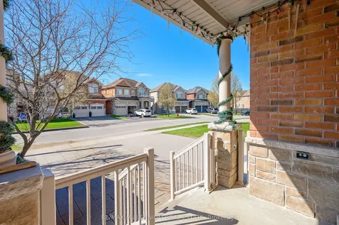 1211 Mccron Crescent Newmarket ON L3X 0C5
