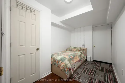 1211 Mccron Crescent Newmarket ON L3X 0C5