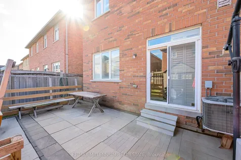 1211 Mccron Crescent Newmarket ON L3X 0C5