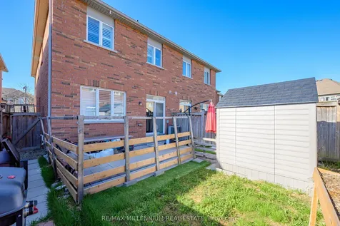 1211 Mccron Crescent Newmarket ON L3X 0C5