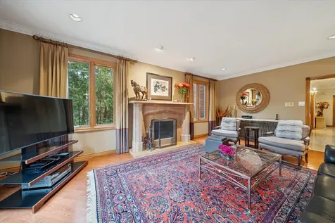 8 Old Park Lane Richmond Hill ON L4B 2L8