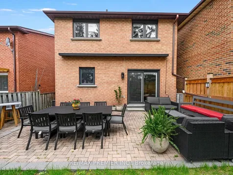 49 Twinberry Crescent Vaughan ON L4L 3X5
