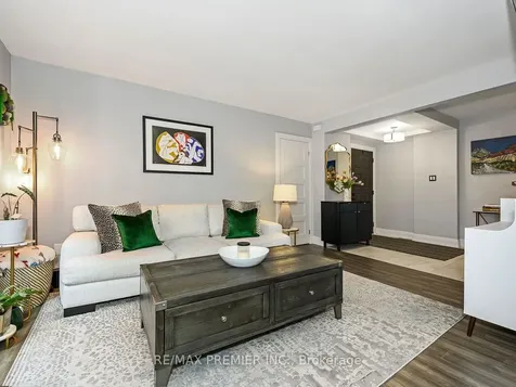 49 Twinberry Crescent Vaughan ON L4L 3X5