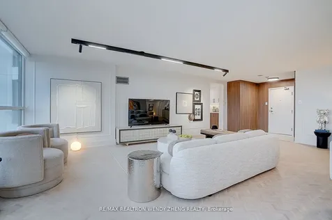 1 Clark Avenue W Vaughan ON L4J 7Y6