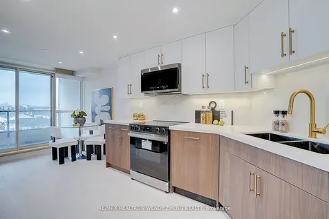 1 Clark Avenue W Vaughan ON L4J 7Y6