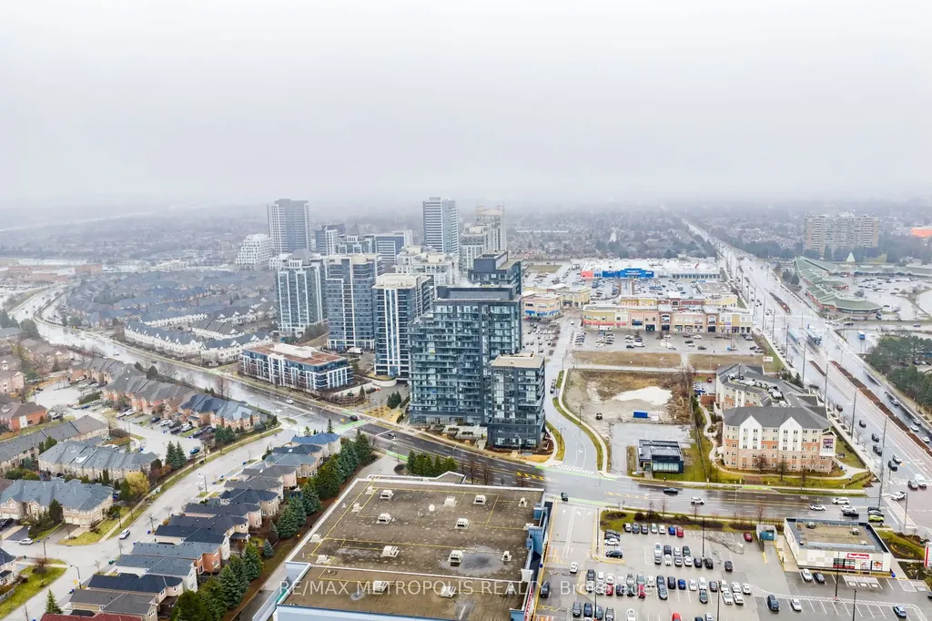 10 Gatineau Drive Vaughan ON L4J 0L2