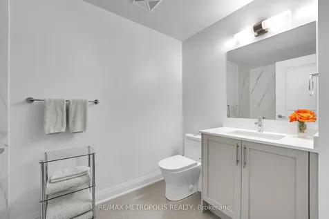 10 Gatineau Drive Vaughan ON L4J 0L2