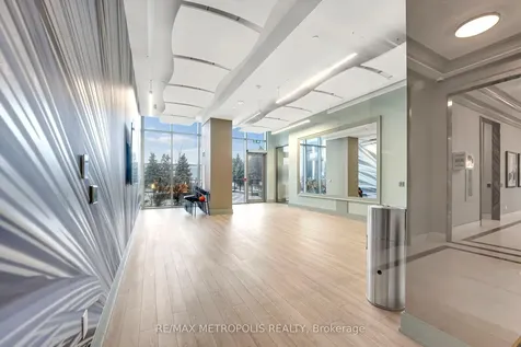 10 Gatineau Drive Vaughan ON L4J 0L2